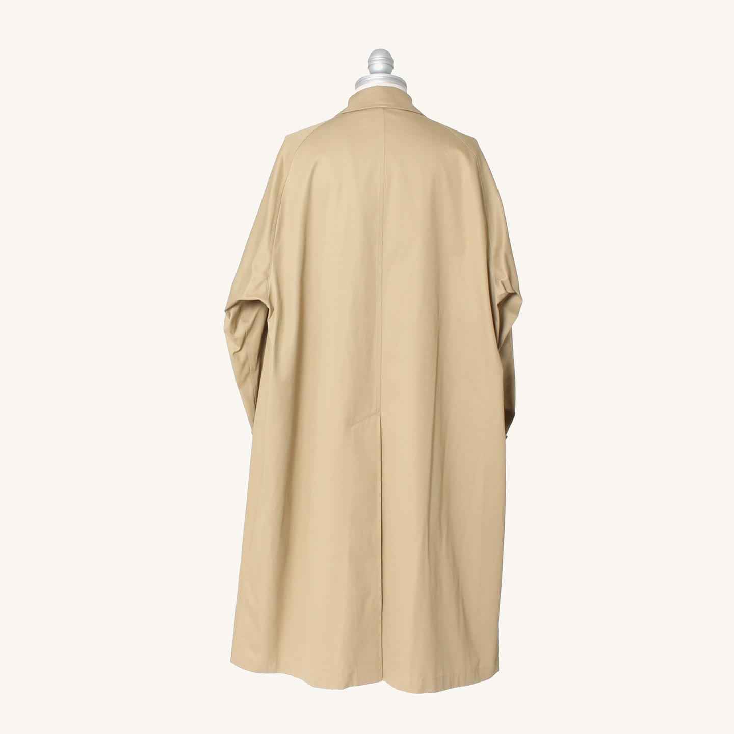 Oversized coat in organic cotton