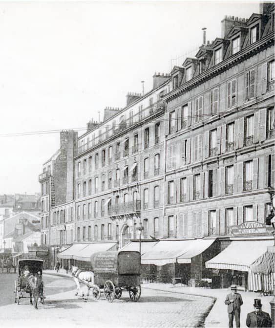 Le Boulevard de la villette en 1907 boutique A L'Ouvrier